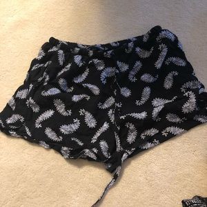 Brandy Melville patterned shorts